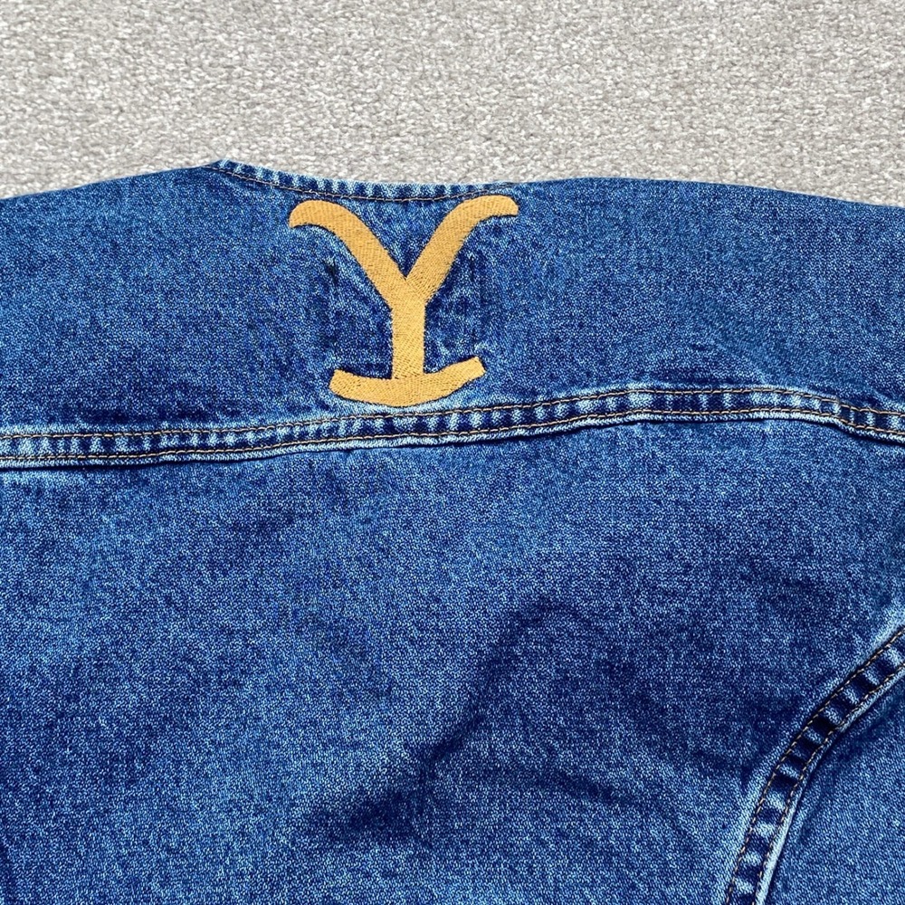 Wrangler Yellowstone Dutton Ranch Denim Vest Men's XXL Blue Embroidered USA - Picture 10 of 11